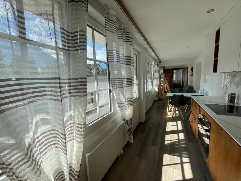 Moderne Einzigartige Wohnung In Altdorf Zewnętrze zdjęcie